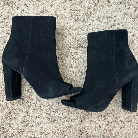 Steve Madden Mannzo Suede High Heel Open Toe Black Bootie Size 6 - Picture 7 of 11